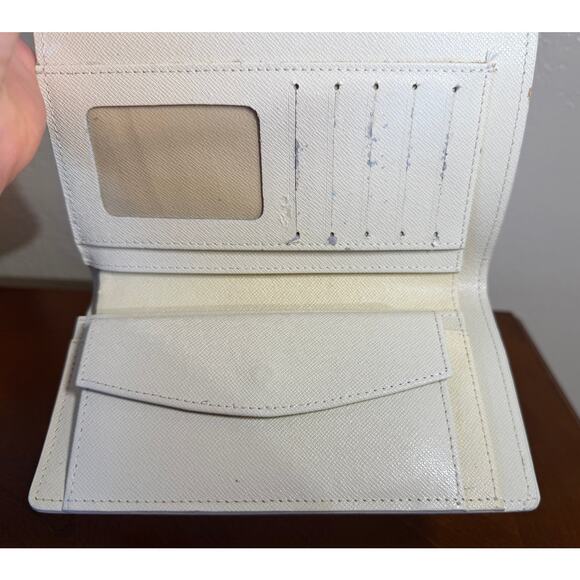 Louis Vuitton Damier Azur Sarah Wallet - Picture 7 of 9